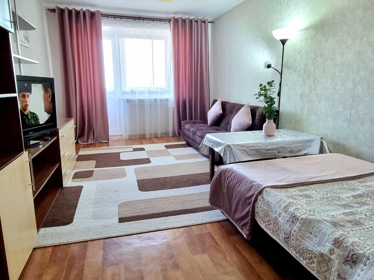 Apartment На Стрелке С Красивым Видом На Иртыш Ustʼ-Kamenogorsk Exterior foto
